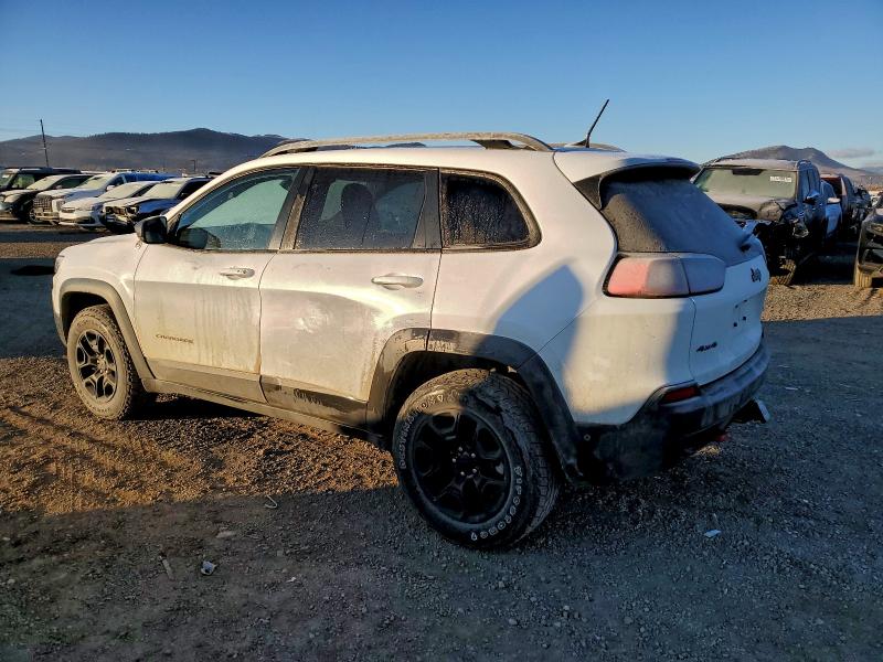 Фото 2 - JEEP CHEROKEE