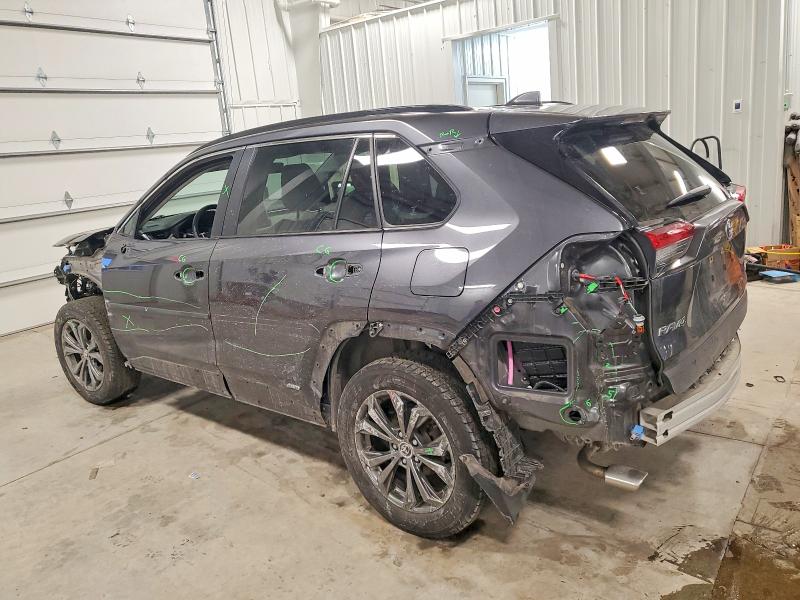 Фото 2 - TOYOTA RAV4