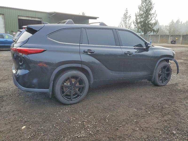 Фото 3 - TOYOTA HIGHLANDER