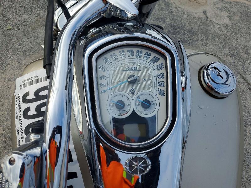 YAMAHA XV1900 A 2012