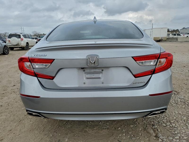 Фото 6 - HONDA ACCORD