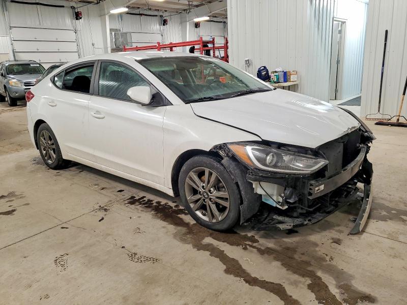 Фото 4 - HYUNDAI ELANTRA