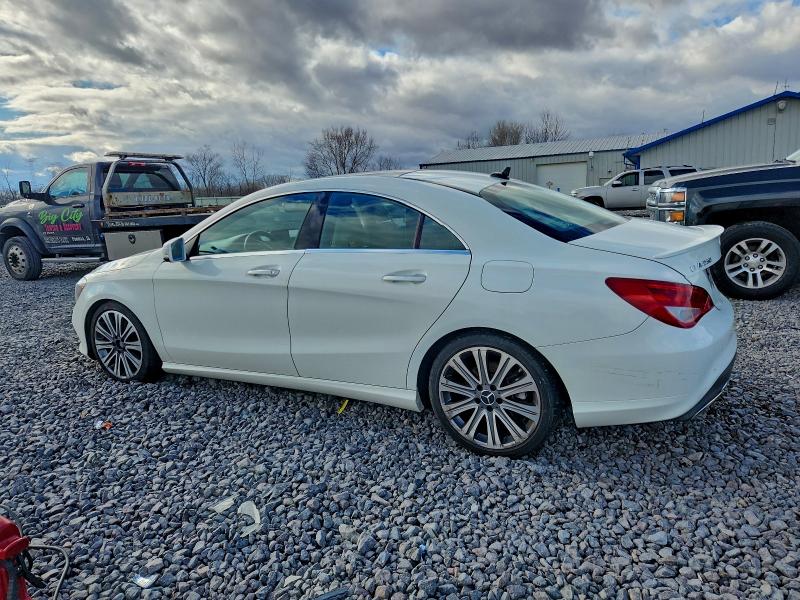 Фото 2 - MERCEDES-BENZ CLA-CLASS