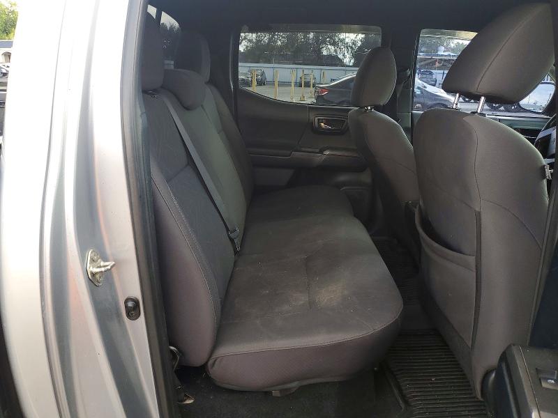 Фото 10 - TOYOTA TACOMA