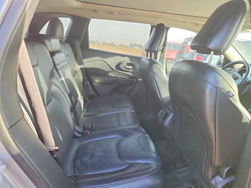 Фото 11 - JEEP GRAND CHER