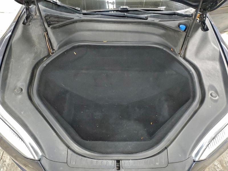 TESLA MODEL S 2015 VIN 5YJSA1H27FFP77495