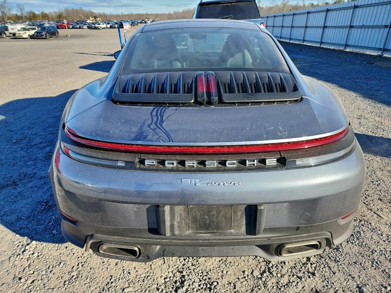 Фото 6 - PORSCHE 911