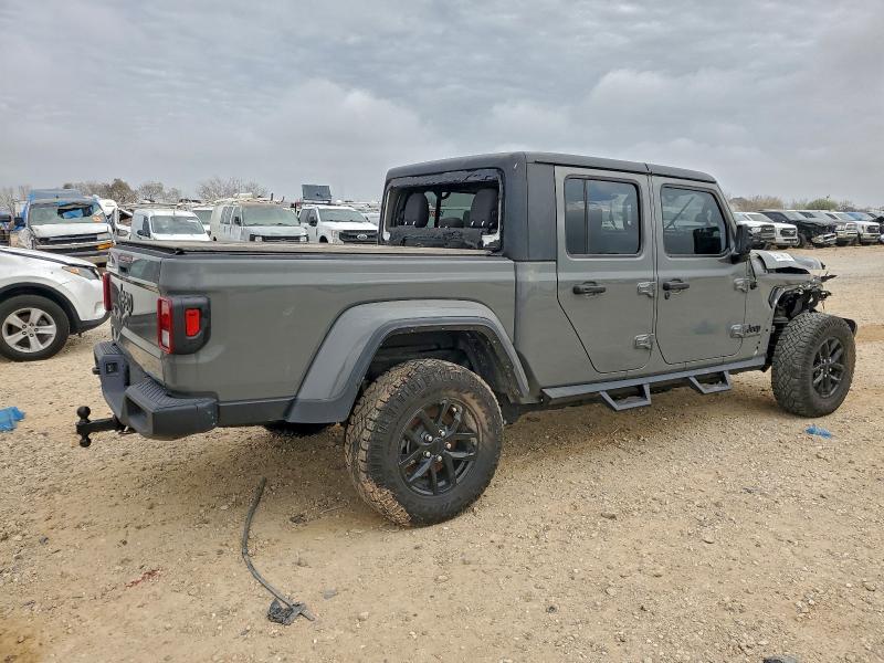 Фото 3 - JEEP GLADIATOR