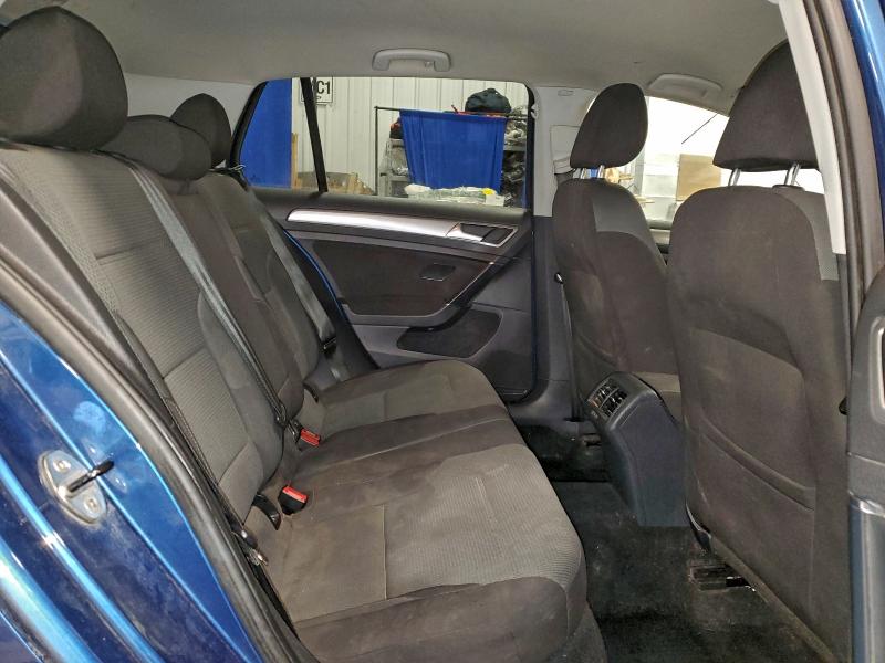 Фото 10 - VOLKSWAGEN GOLF