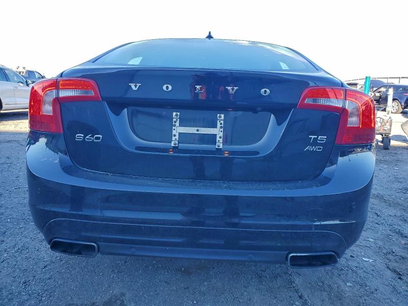 Фото 6 - VOLVO S60