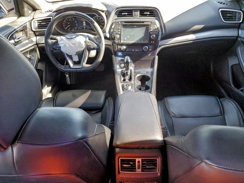 Фото 8 - NISSAN MAXIMA