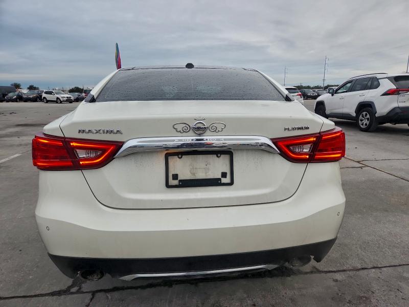 Фото 6 - NISSAN MAXIMA