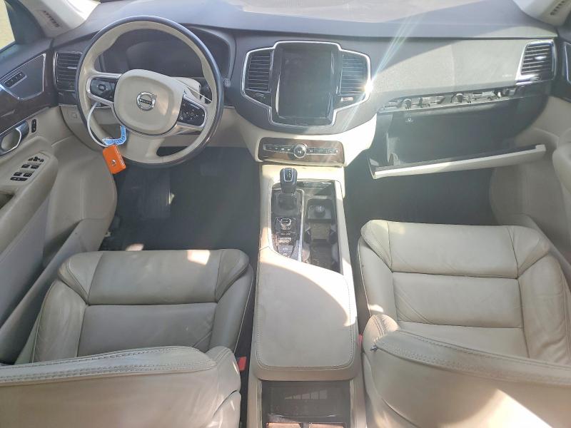 Фото 8 - VOLVO XC90