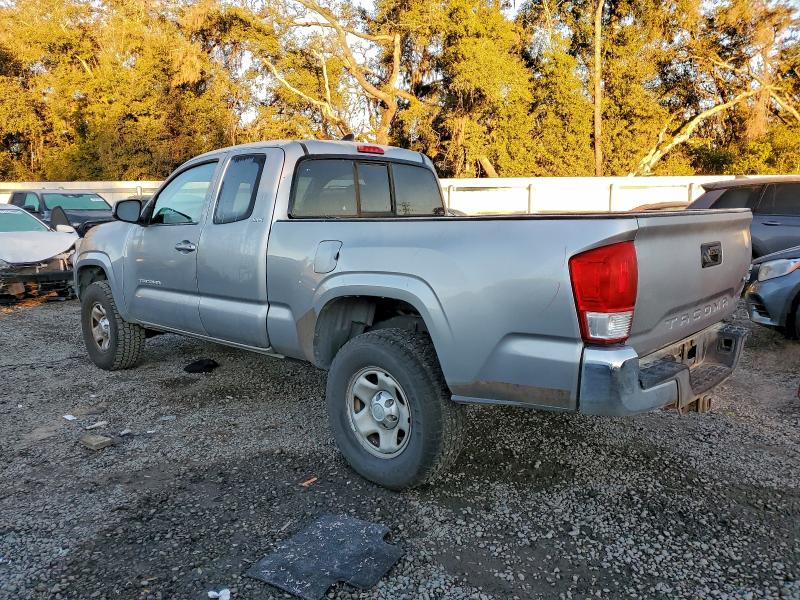Фото 2 - TOYOTA TACOMA