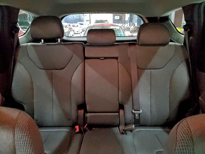 Фото 10 - HYUNDAI SANTA FE