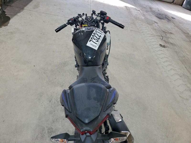 KAWASAKI NINJA 500 2025