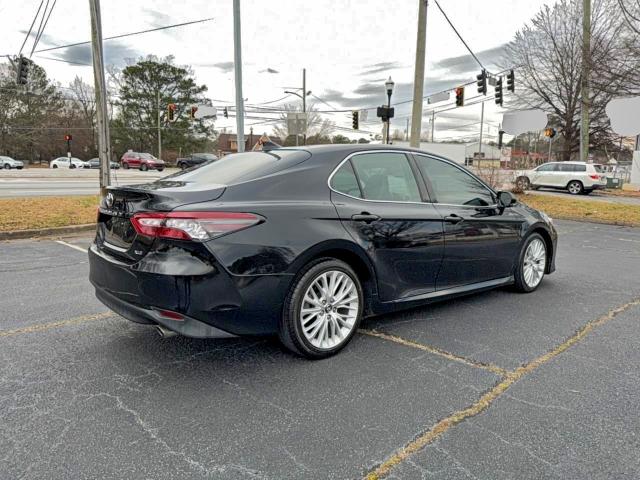 Фото 4 - TOYOTA CAMRY