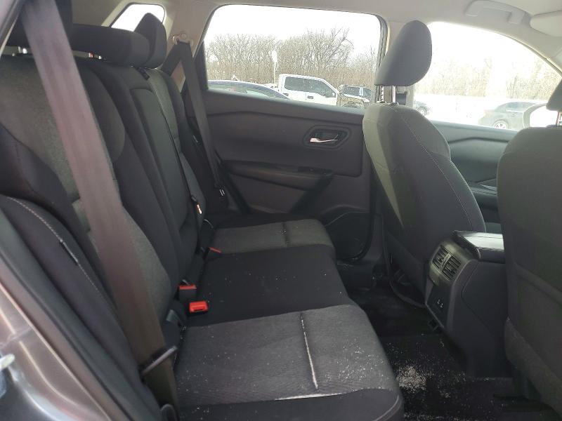 Фото 11 - NISSAN ROGUE