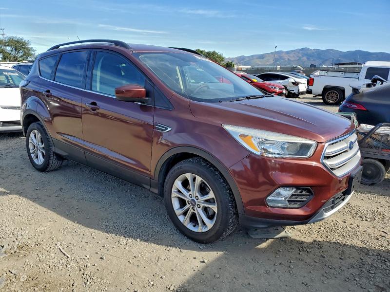 Фото 4 - FORD ESCAPE