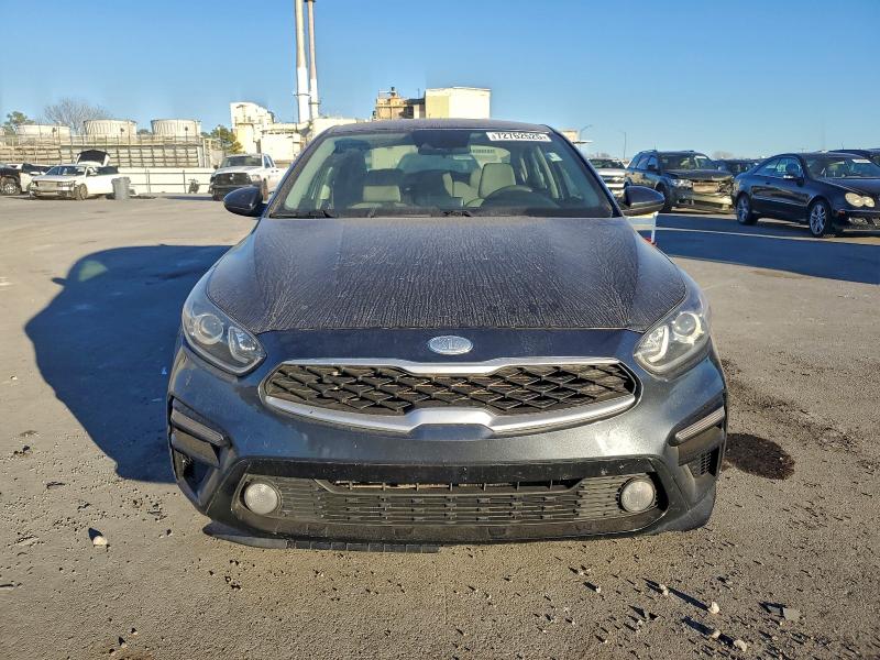 Фото 5 - KIA FORTE