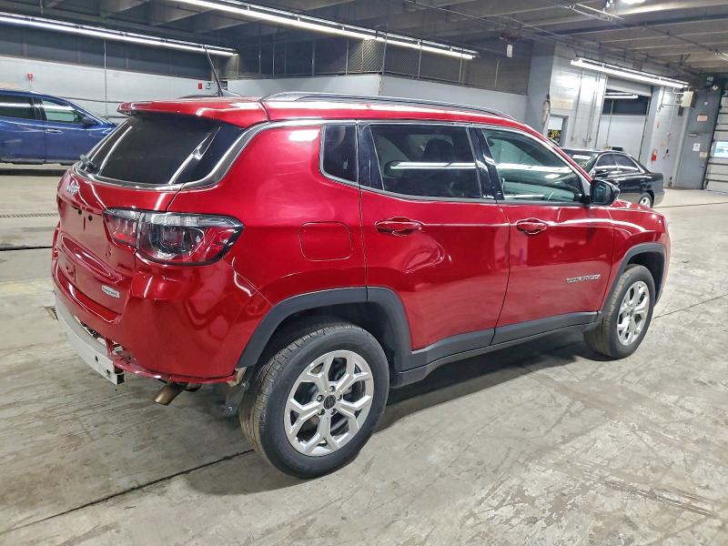 Фото 3 - JEEP COMPASS