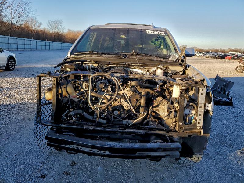 Фото 5 - CHEVROLET TAHOE