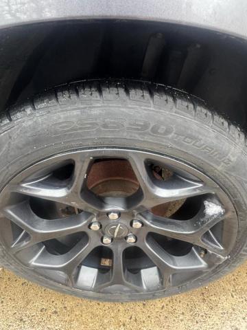 Фото 10 - CHRYSLER 300