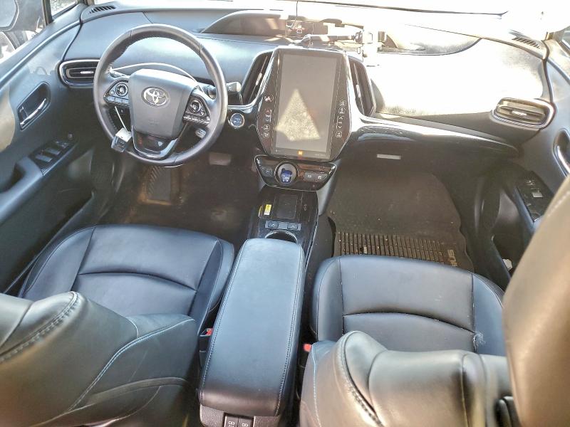 Фото 8 - TOYOTA PRIUS