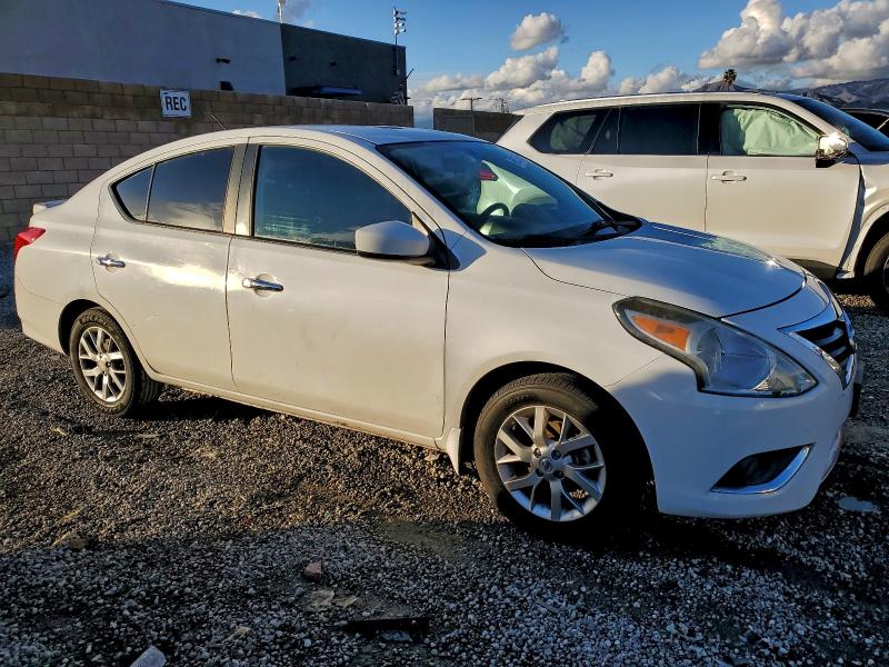 Фото 4 - NISSAN VERSA