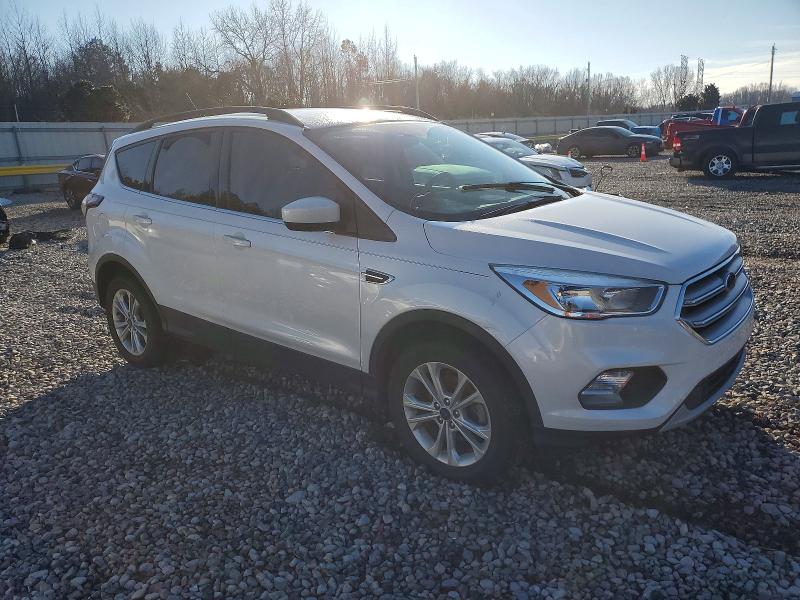 Фото 4 - FORD ESCAPE