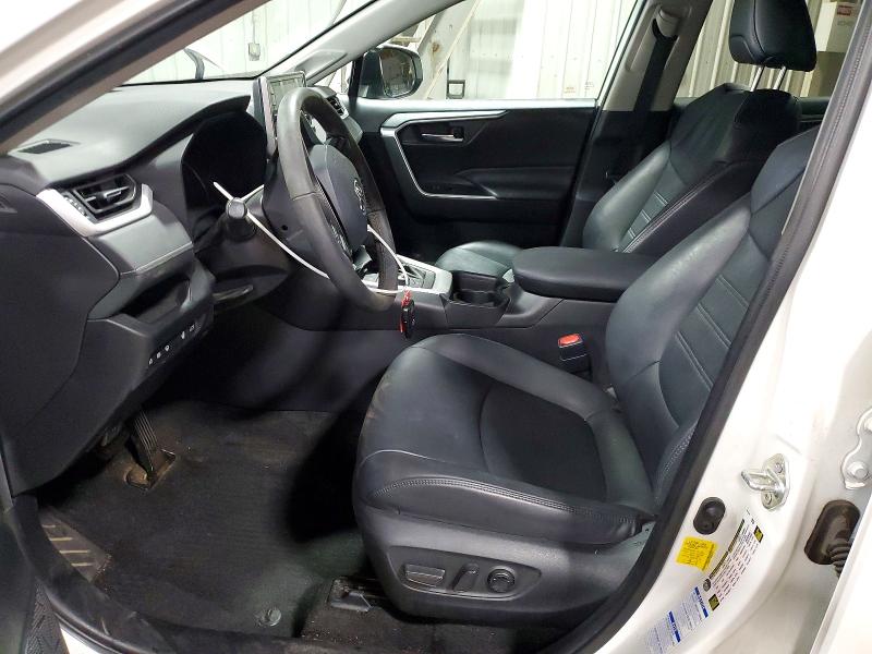 Фото 7 - TOYOTA RAV4