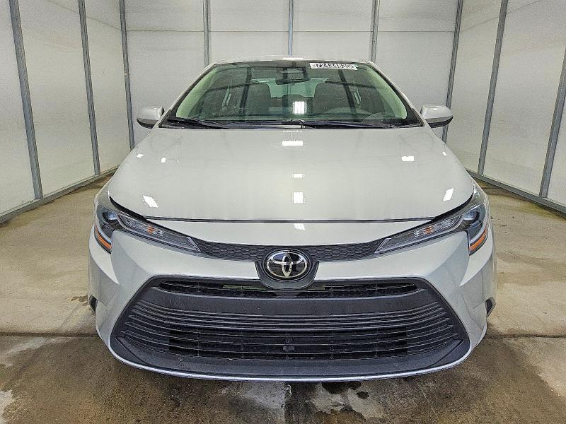 Фото 1 - TOYOTA COROLLA