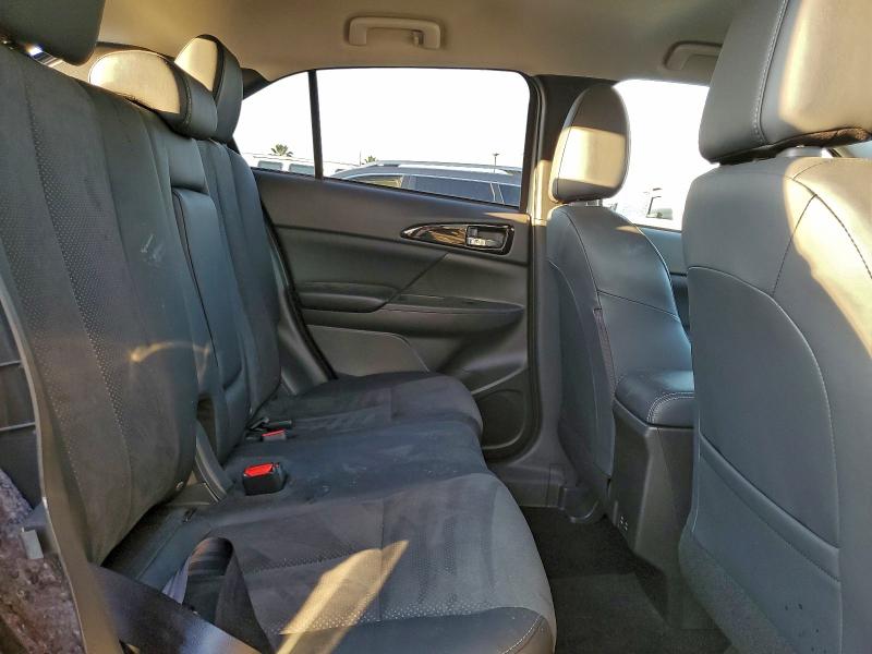 Фото 11 - MITSUBISHI ECLIPSE