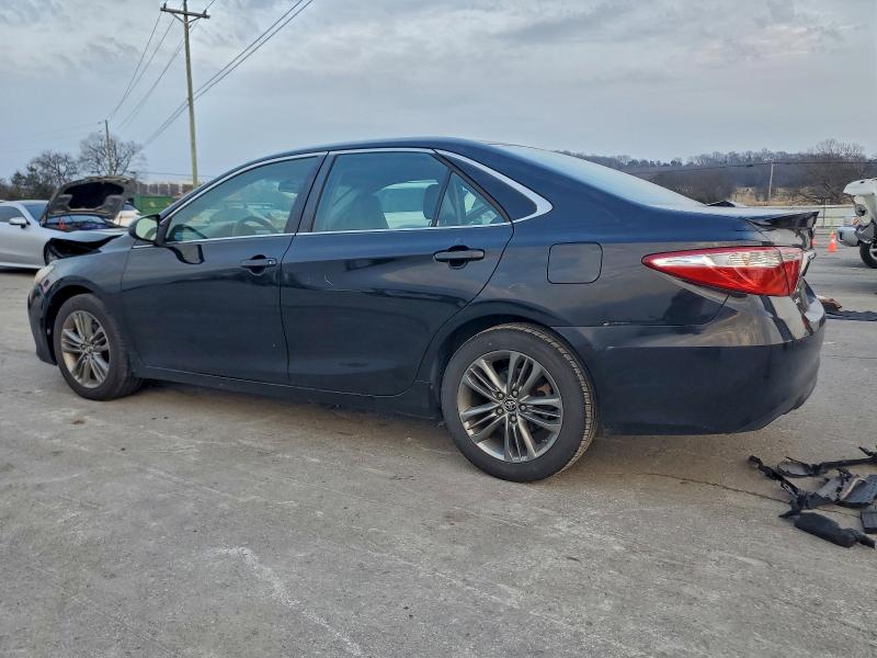 Фото 2 - TOYOTA CAMRY