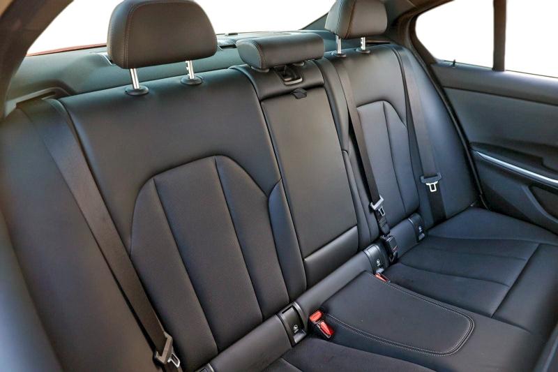 Фото 6 - BMW 3 SERIES