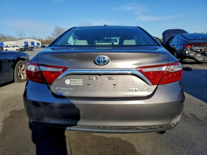 Фото 6 - TOYOTA CAMRY