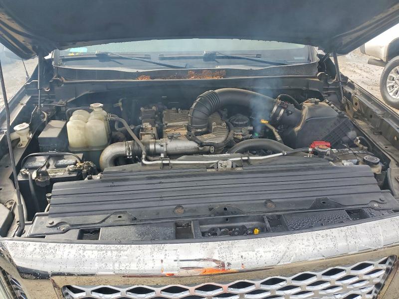 Фото 11 - NISSAN TITAN