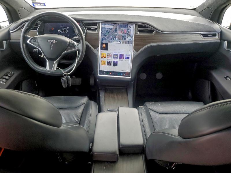 Фото 8 - TESLA MODEL X