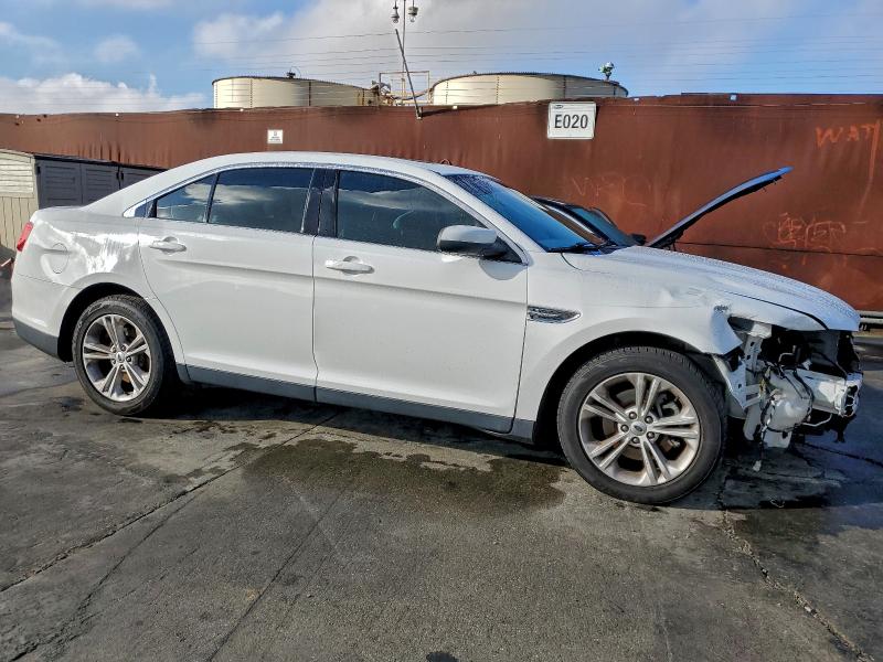 Фото 4 - FORD TAURUS