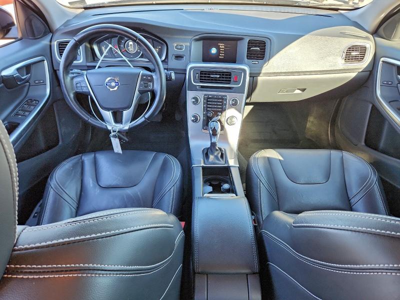 Фото 8 - VOLVO V60