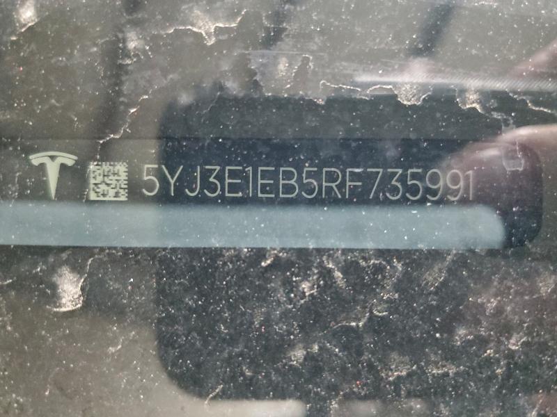 Фото 12 - TESLA MODEL 3