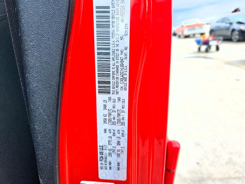 Фото 12 - JEEP WRANGLER