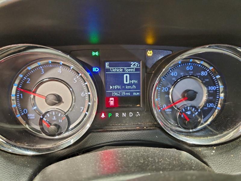 Фото 9 - CHRYSLER MINIVAN