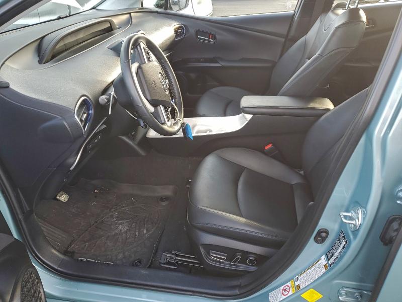 Фото 7 - TOYOTA PRIUS