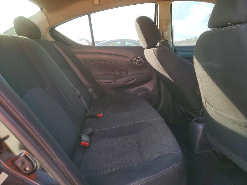 Фото 10 - NISSAN VERSA