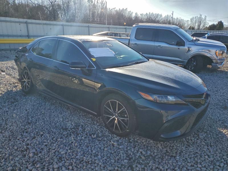 Фото 4 - TOYOTA CAMRY