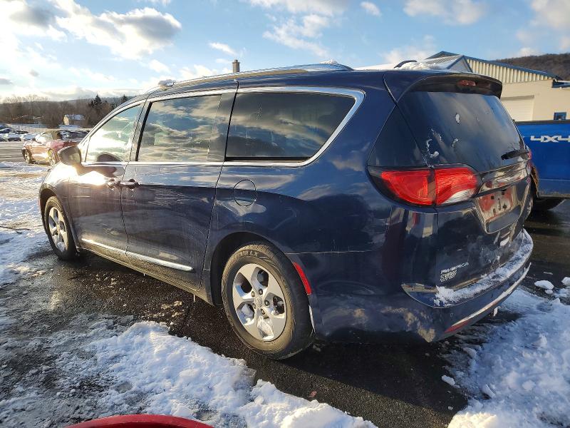 Фото 2 - CHRYSLER PACIFICA