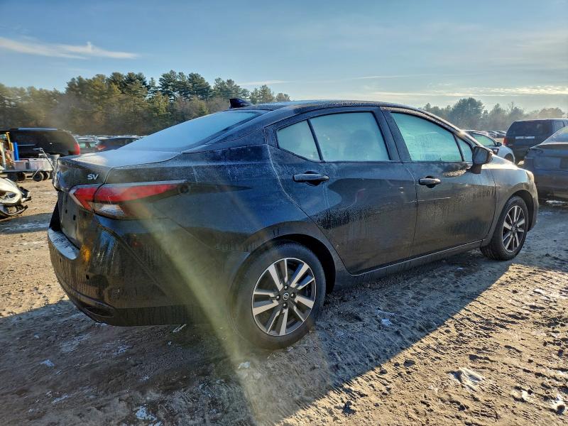 Фото 3 - NISSAN VERSA