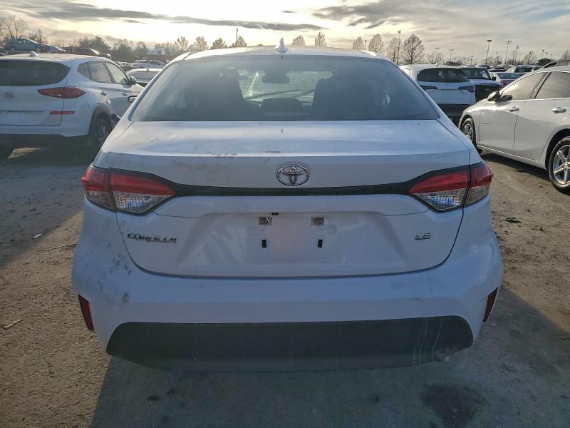 Фото 6 - TOYOTA COROLLA