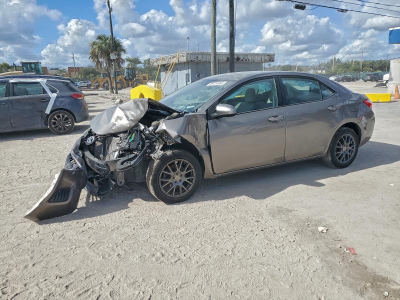 Фото 1 - TOYOTA COROLLA